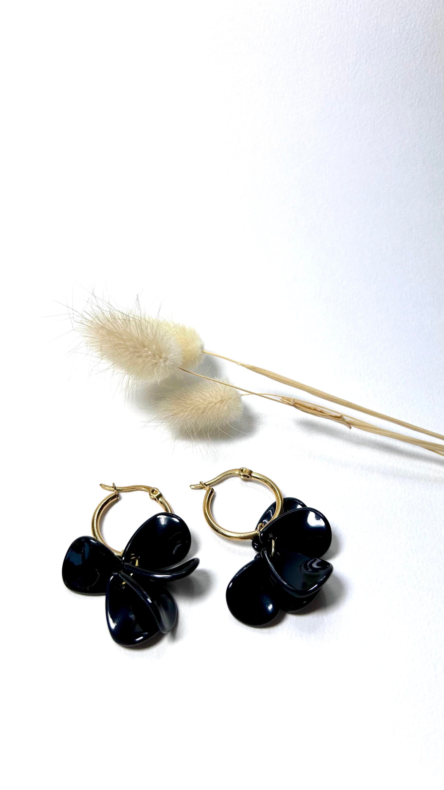 Boucles d'oreilles Floriane black