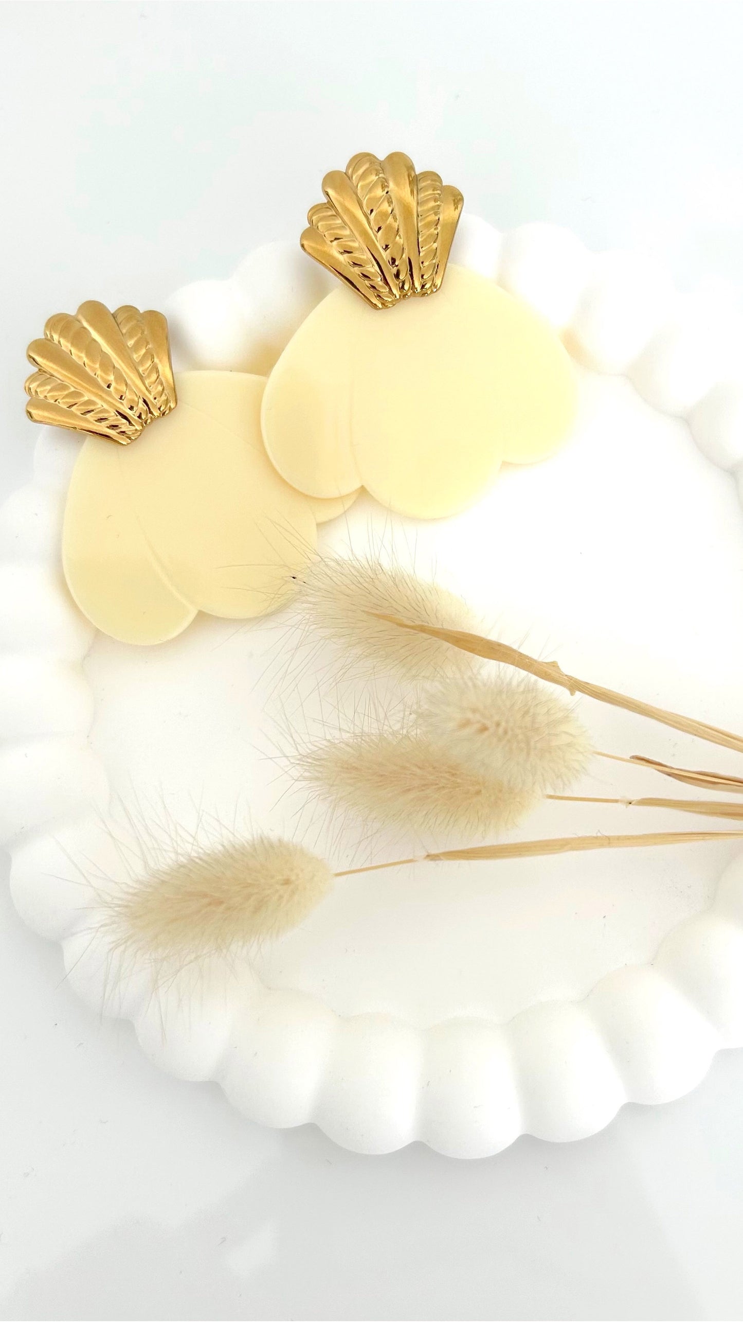 Boucles d'oreilles Flora crème